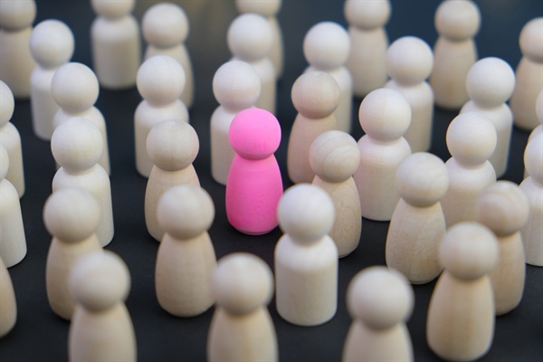 Vous n’avez pas de temps à consacrer au sourcing de candidats ?